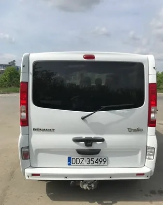 Renault Trafic cena 84600 przebieg: 193000, rok produkcji 2014 z Bielawa małe 121